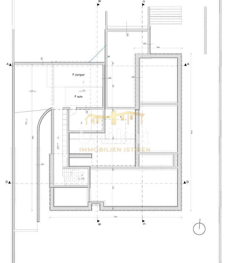 Luksuzna hiša z garažo v kleti - 3 km do morja